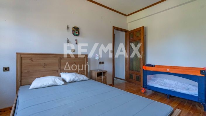 Image No.48-4 Bed Property for sale