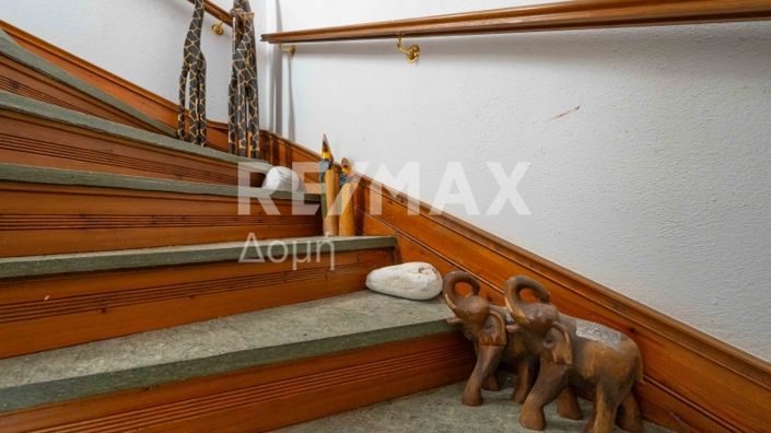 Image No.51-4 Bed Property for sale