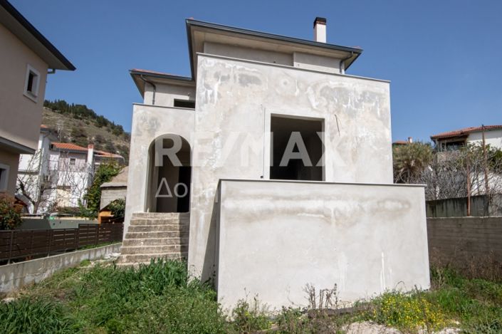 Image No.41-3 Bed House for sale