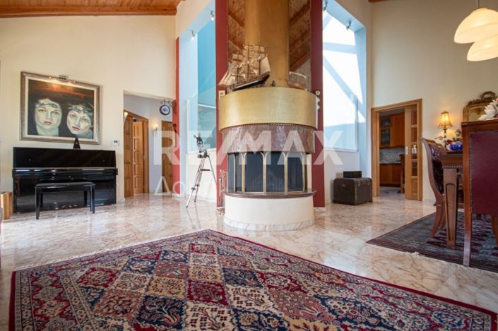 Image No.31-5 Bed Property for sale