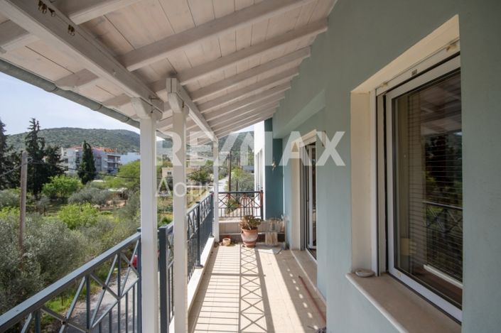 Image No.40-5 Bed Property for sale