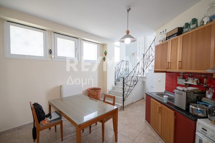 Image No.44-5 Bed Property for sale