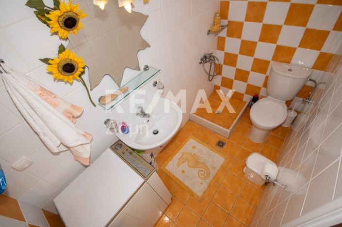 Image No.47-5 Bed Property for sale