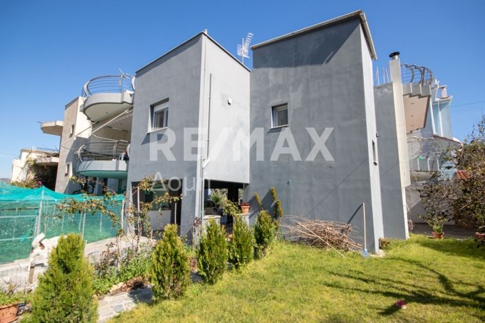 Image No.16-3 Bed Maisonette for sale