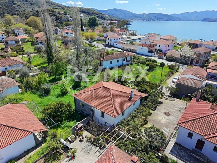 Image No.33-Propriété de 1 chambre à vendre à Magnésie