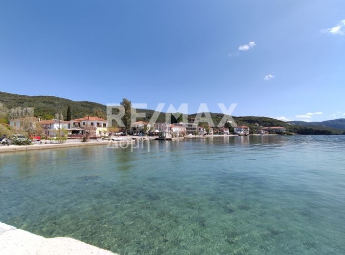 Image No.53-1 Bed Property for sale