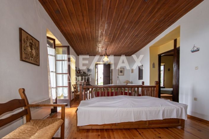 Image No.15-3 Bed Maisonette for sale