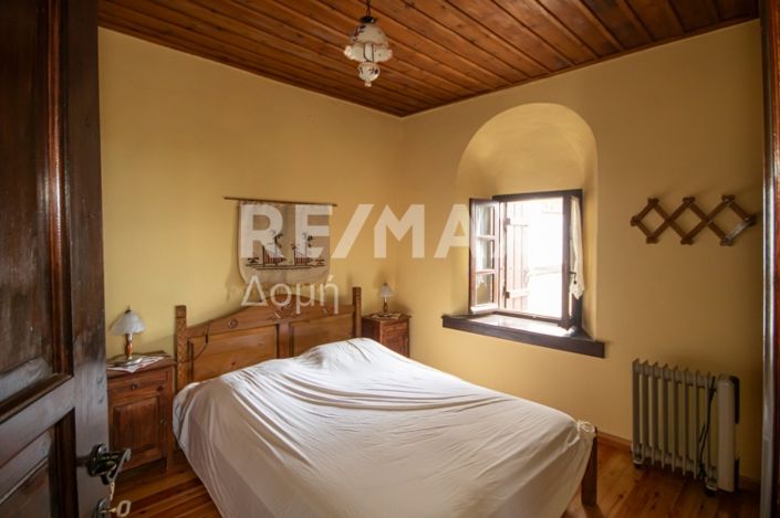 Image No.37-3 Bed Maisonette for sale