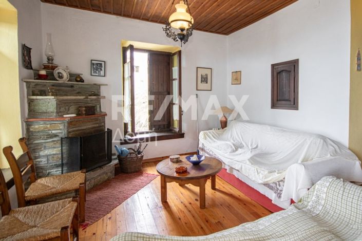 Image No.42-3 Bed Maisonette for sale