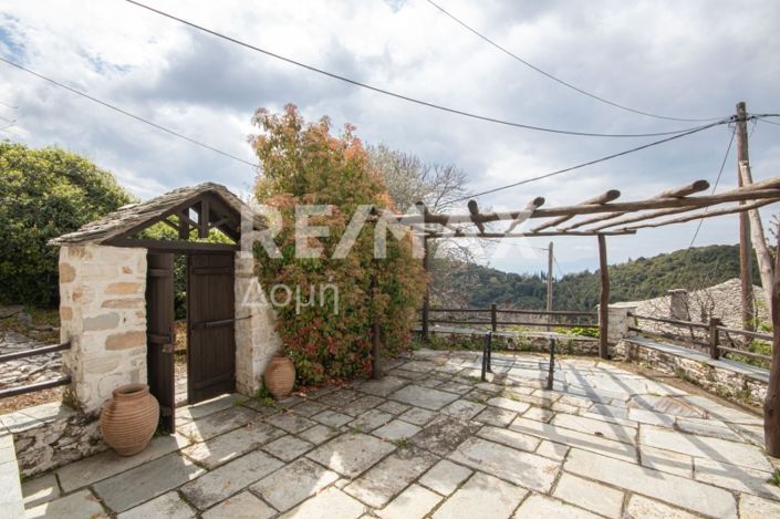 Image No.57-3 Bed Maisonette for sale