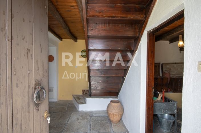 Image No.58-3 Bed Maisonette for sale