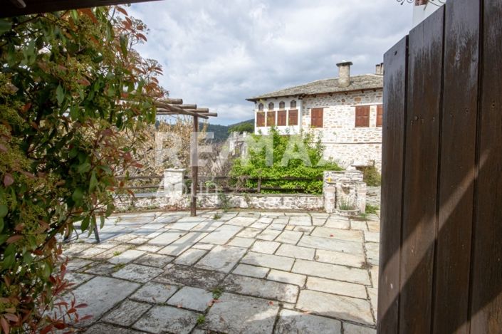 Image No.61-3 Bed Maisonette for sale