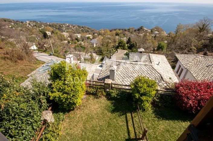 Image No.11-2 Bed Property for sale