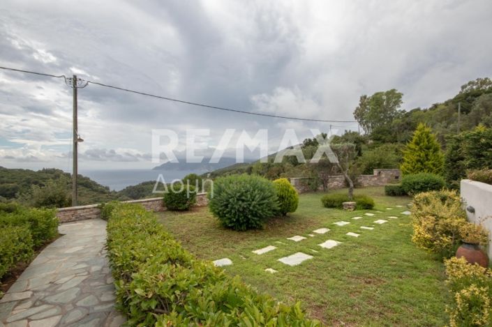 Image No.7-Propriété de 4 chambres à vendre à Alonnisos