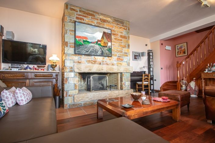 Image No.35-4 Bed Property for sale