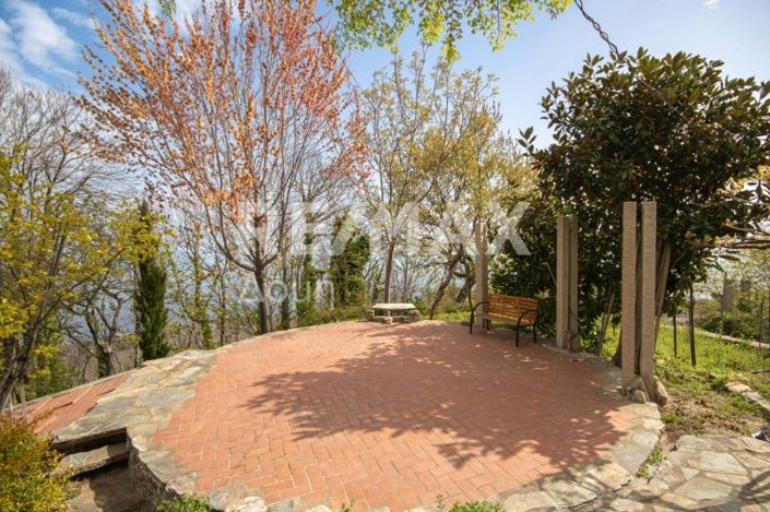 Image No.44-4 Bed Property for sale