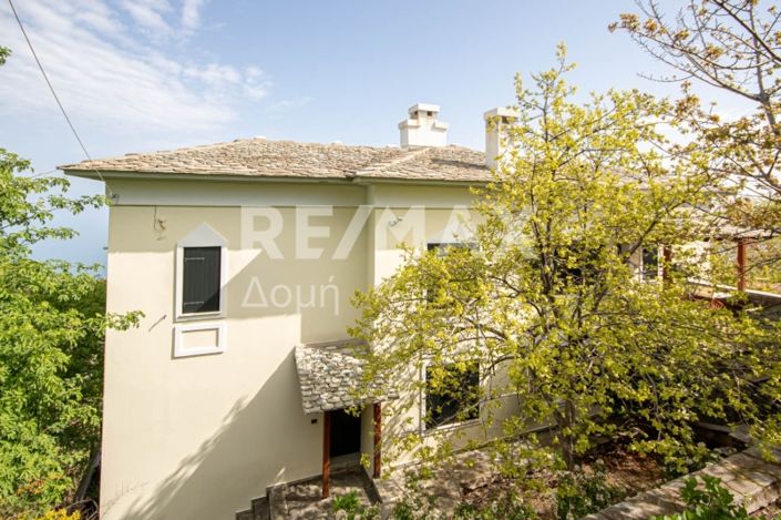 Image No.53-4 Bed Property for sale