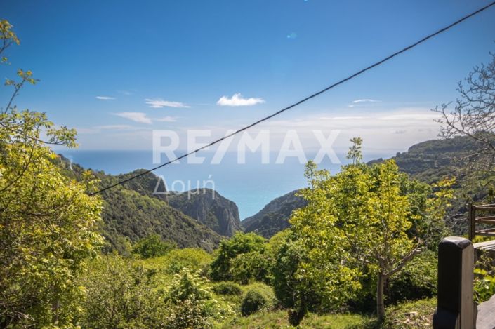 Image No.11-3 Bed Property for sale