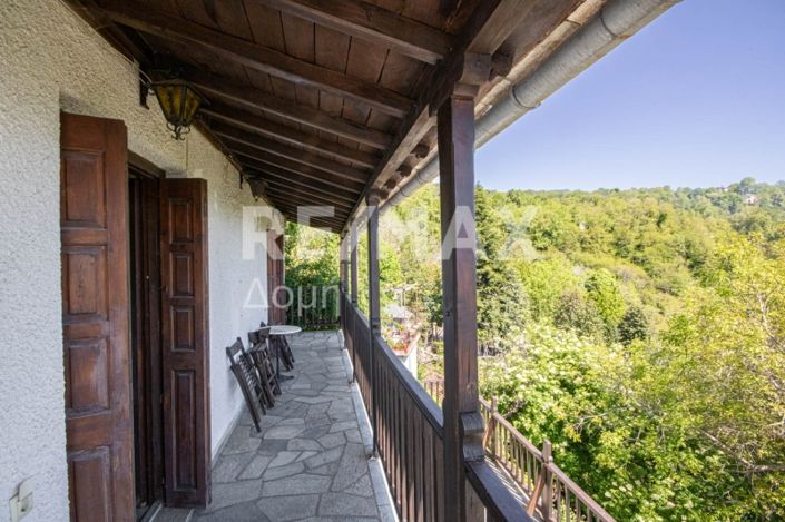 Image No.25-3 Bed Property for sale