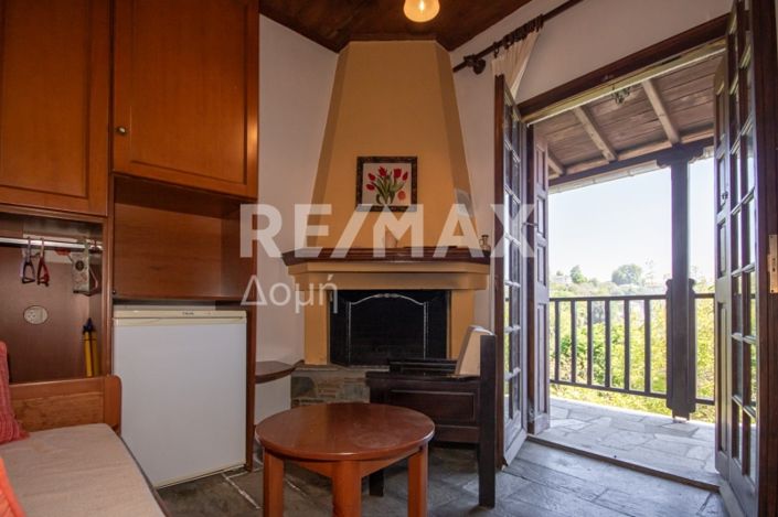 Image No.32-3 Bed Property for sale