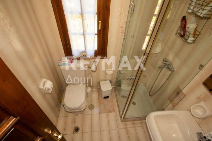 Image No.44-3 Bed Property for sale