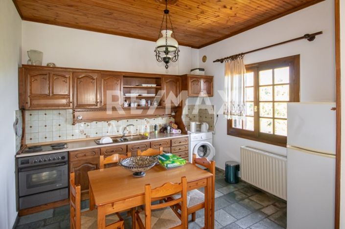 Image No.47-3 Bed Property for sale