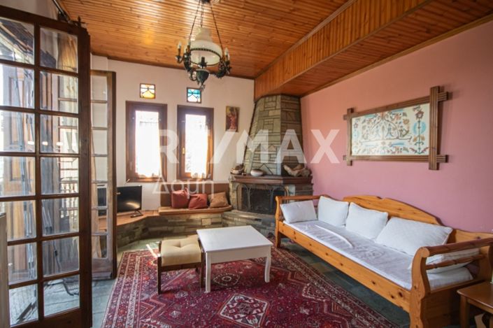 Image No.48-3 Bed Property for sale