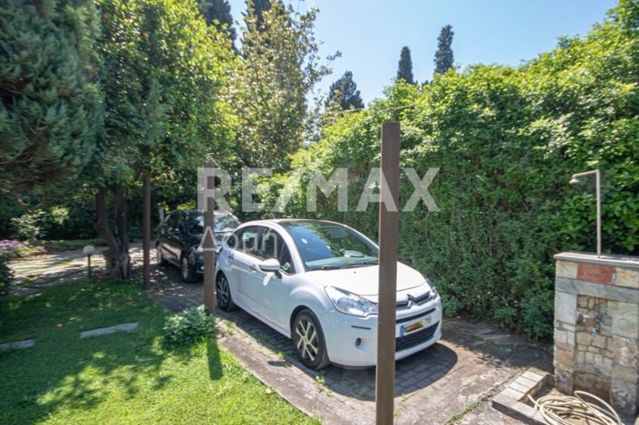 Image No.9-2 Bed House for sale