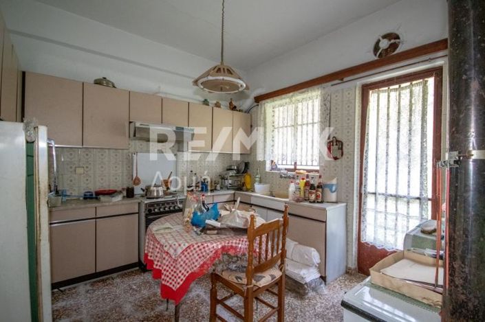 Image No.35-20 Bed Hotel for sale