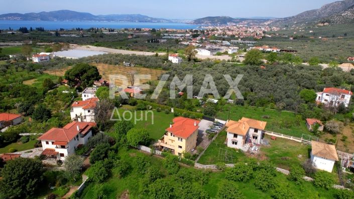 Image No.2-5 Bed Property for sale