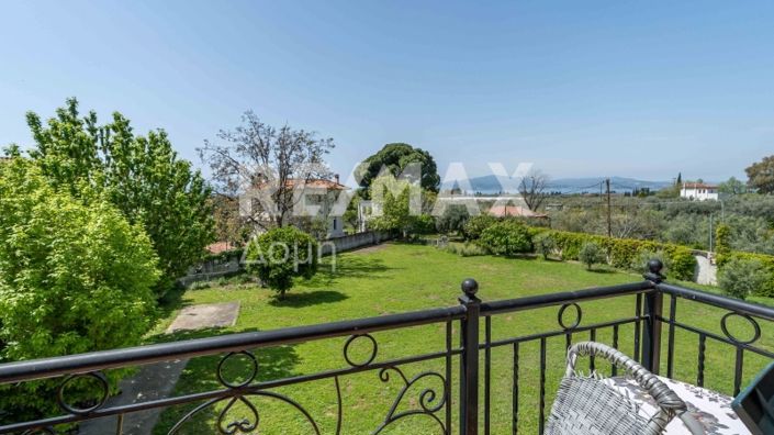 Image No.75-5 Bed Property for sale