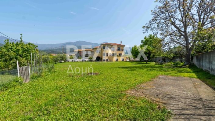 Image No.96-5 Bed Property for sale