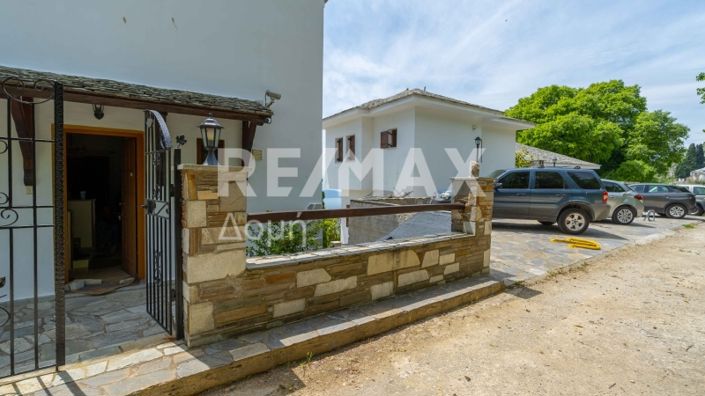 Image No.27-2 Bed Maisonette for sale