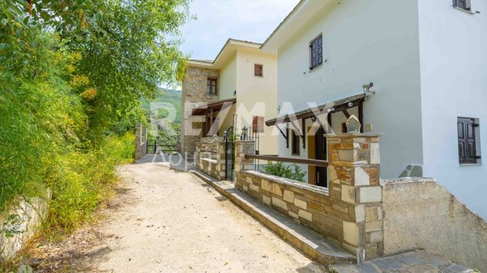 Image No.29-2 Bed Maisonette for sale