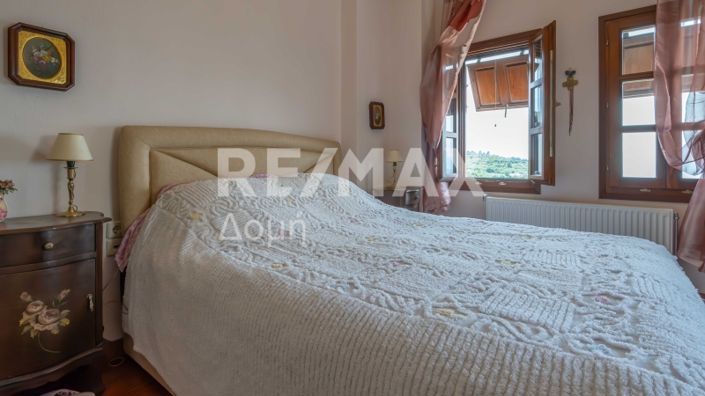 Image No.46-2 Bed Maisonette for sale