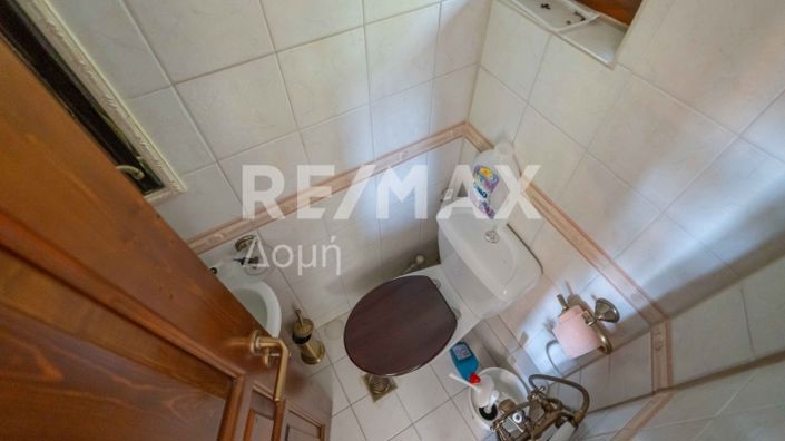 Image No.61-2 Bed Maisonette for sale