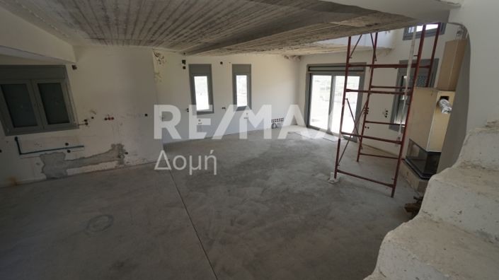 Image No.32-4 Bed Property for sale