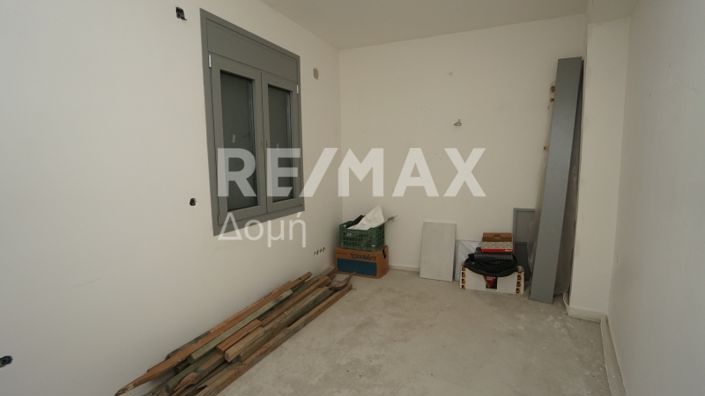 Image No.41-4 Bed Property for sale