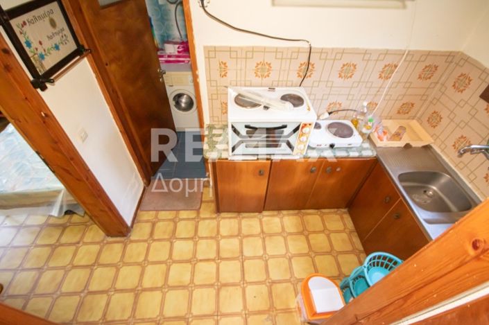 Image No.12-2 Bed Property for sale