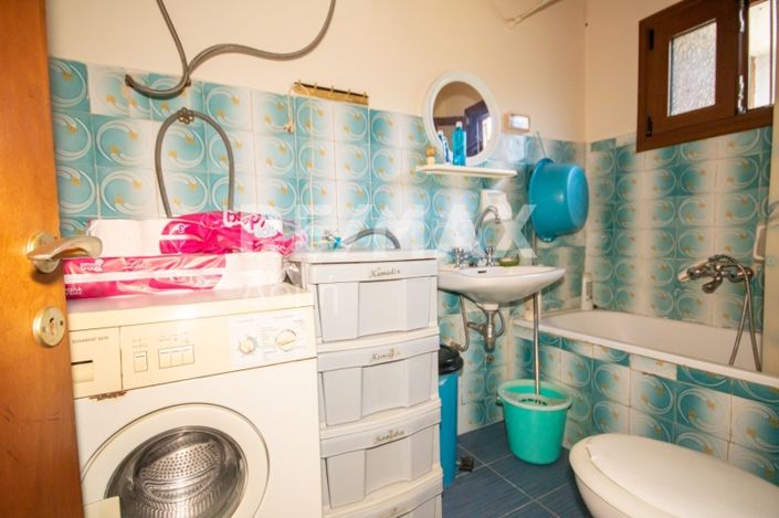 Image No.13-2 Bed Property for sale