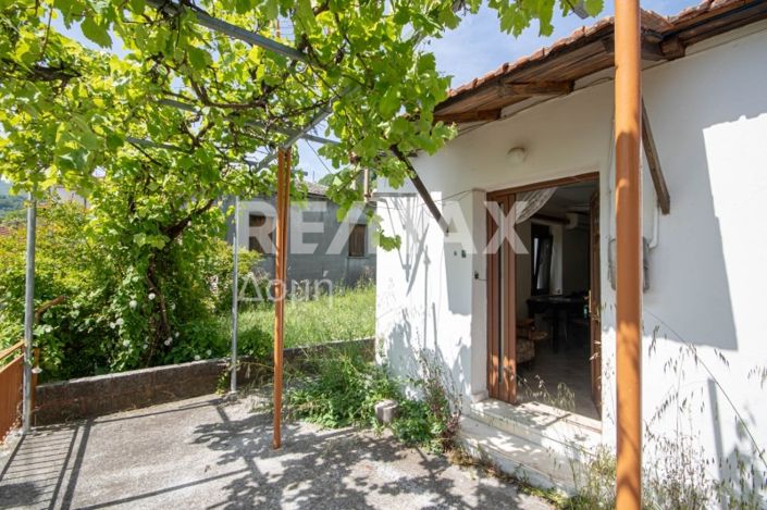 Image No.27-2 Bed Property for sale