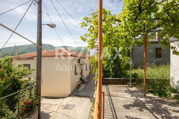 Image No.32-2 Bed Property for sale