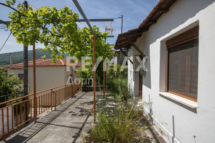 Image No.33-2 Bed Property for sale