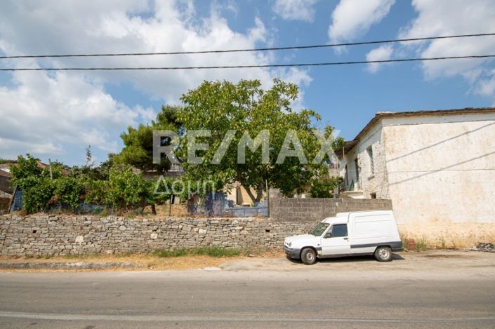 Image No.4-Maison de 1 chambre à vendre à Magnésie