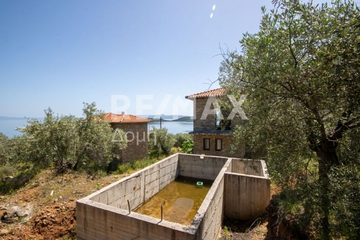 Image No.1-2 Bed Maisonette for sale