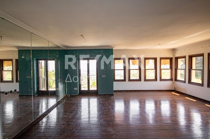 Image No.10-5 Bed Maisonette for sale