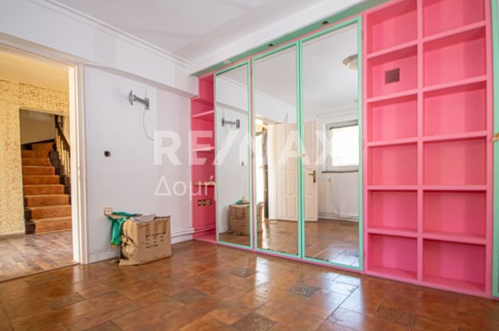 Image No.15-5 Bed Maisonette for sale