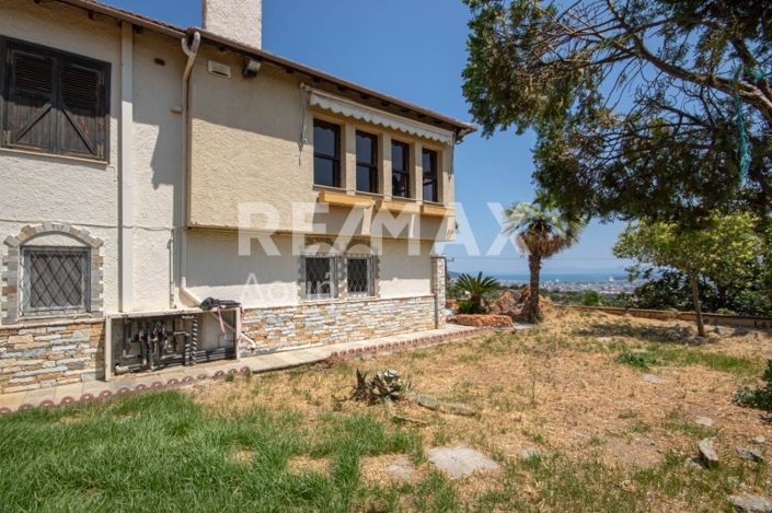 Image No.30-5 Bed Maisonette for sale