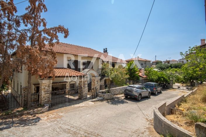 Image No.46-5 Bed Maisonette for sale