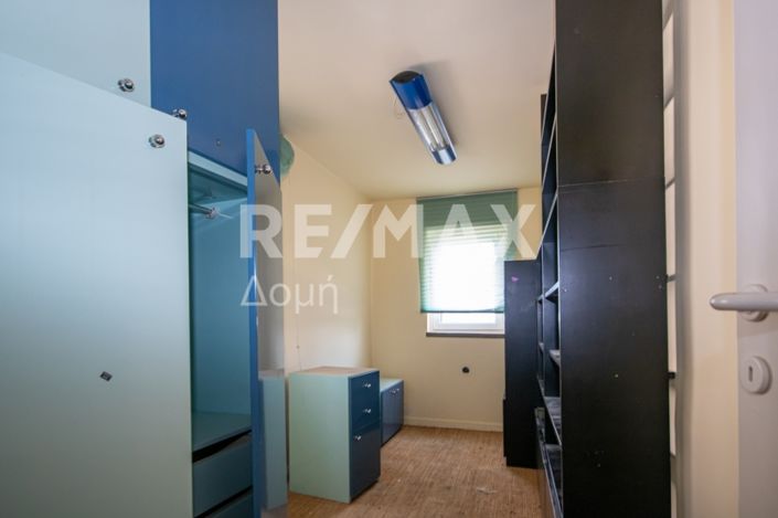 Image No.61-5 Bed Maisonette for sale